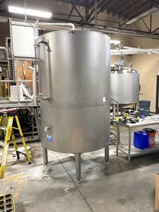 600 gallon SMT, Stainless steel sanitary tank, 48" dia. x 76" high, 3-1/2" thick insulation