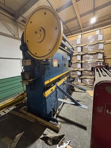 135 Ton, Cincinnati #Series-5, press brake, 8' overall, 3" stroke