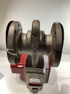 Honeywell Maxon #400CMA22-BC52-BB21B0, Gas ElectroMechanical Shut-Off Valve, Natural Gas, 2.8 psi, 140 F max