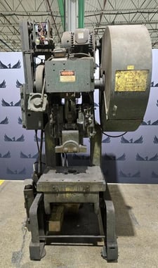 40 Ton, Rousselle #4, O.B.I. Press, 16" width x 26" L Bed, 4" Stroke, 11" Shut height, 105 SPM, 1979