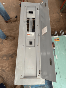 500 Amp. Siemens CDP-7 ITE, Panelboard, 480Y/277 Volts 3PH 4W Indoor Encl 30 Cir MCBmp P513