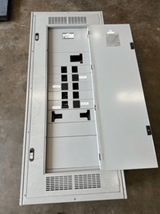 400 Amp. Siemens P4E75J1400ETS P4, Panelboard, 480/277 Volts 3PH 4W 30 Cir Indoor Encl MCB P025-NS, New