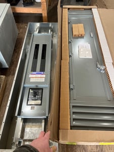 600 Amp. Square D NQ, Panelboard, 208Y/120 Volts 3PH 42 Cir LGP36600U31X MCB Indoor Encl P675, New