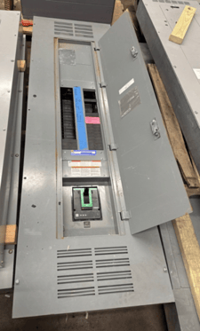 600 Amp. Square D NF, Panelboard, 480Y/277 Volts 3PH 4W 42 Cir Indoor Encl MCB LGP36600U31X P608