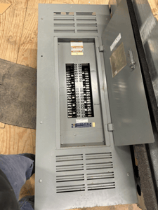 400 Amp. Square D NQOD442L400, Panelboard, 208Y/120 Volts 3PH 4W Indoor Encl MLO 42 Circuit P469