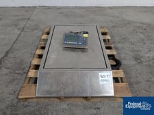 Sartorius Floor Scale, 23" x 31", Combics 2 Control, digital read out