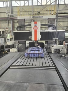 SNK #RB-5VM/CS, double column machining center, Fanuc 31iA, 206.6" X, 114.1" Y, 23.6" Z, 6000 RPM, 40