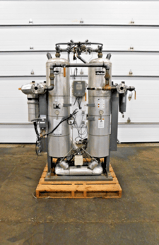 250 cfm, Parker Airtek heatless desiccant dryer, 150 psig