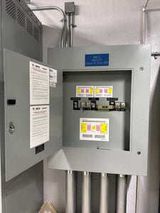 Tech Connect #XSP3-500-3GS-C-116, MBP Bypass Switch, 500 Amps, 480/277 V