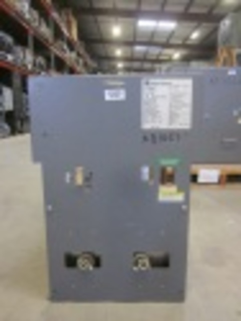 3200 Amps, Cutler-Hammer, 3200FT, electrically operated, drawout, #AB1067
