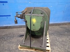 32" x 32" Right Angle Plate,