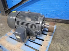 100 HP HP RPM 1780 RPM Siemens RGZP, Motor, Frame 405T, TEFC, 3 Phase, 74.6 kW, 113 Amps, 460 V