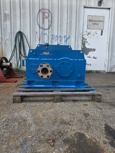 474 HP @ 1800 RPM, Falk #365A1, gearbox, 3.29 :1 ratio