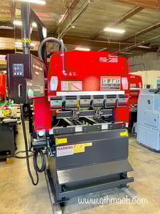 38 Ton, Amada #RG-35, CNC press brake, 4' overall, 40" between housing, 3.94" stroke, 7.88" throat, 14.58"