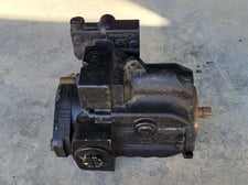 Sauer Danfoss #7005642, hydraulic piston pump LRL025CLS102 ONNN3C2BGA6NAAANNNNNN, new surplus