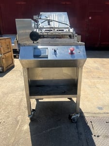 Accutek #HG40-120-000, Labelette wraparound labeler, hot glue, 2012