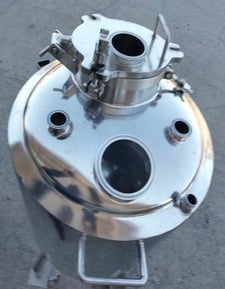 26 gallon Bulling Metal Works, 100 liter 316L Stainless Steel tank, jacketed, 100 psi, 18" dia. x 20"