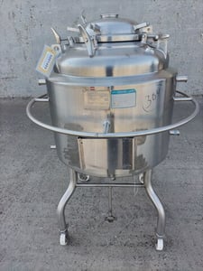 98 gallon Mueller, 370 liter Stainless steel tank, jacketed, 30" dia. x 24" straight side, dish top, cone