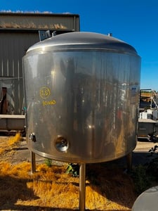 1000 gallon Mueller, Stainless steel tank, full vacuum, 30 psi, 80" dia. x 60" straight side, 1993