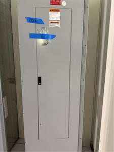 250 Amps, GE #Spectra-Series, Breaker Panelboard, 277/480 Volts, 14x 30 amp breakers
