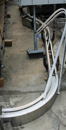 10' long, U-Shaped table top chain conveyor