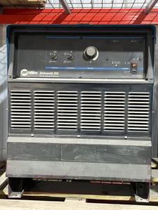 Miller #DeltaWeld-302, w Model 70 Dual Wire Feeder