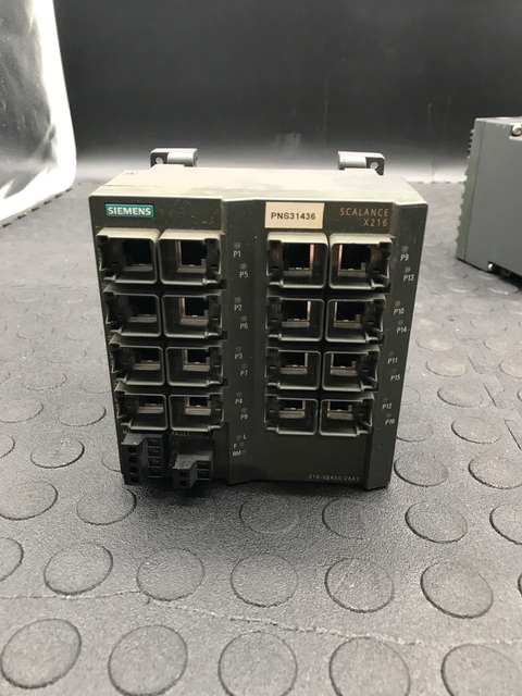 SIEMENS 6GK5216-0BA00-2AA3 SCALANCE Ethernet Switch USED