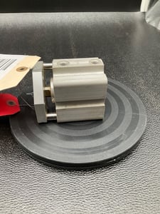 Bosch 0 822 010 864 compact pneumatic cylinder 50mm bore 25mm stroke used