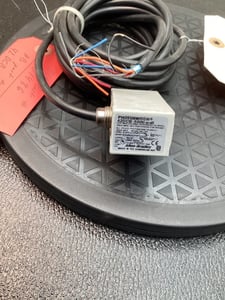 Allen-Bradley BRADLEY 42DCB-5000 /B Photoelectric Sensor Power Base USED