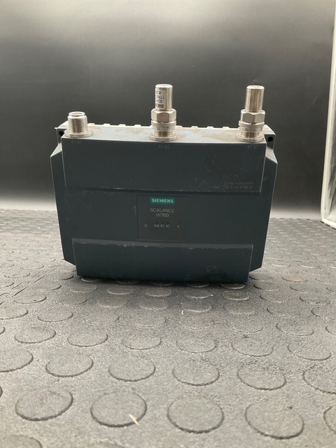 SIEMENS SCALANCE W788-' 1 M12 6GK5788-' 1GD00-' 0AB0 IWLAN Access Point 24V USED
