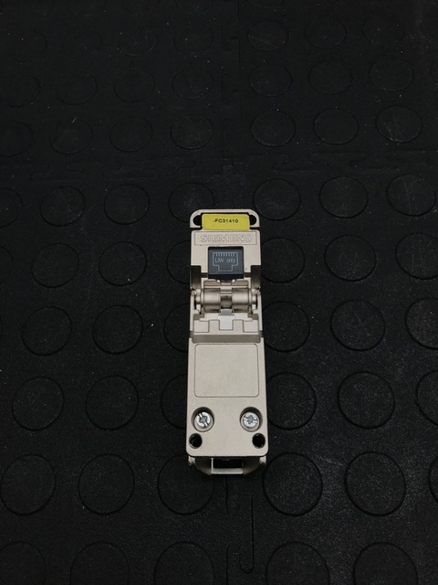 SIEMENS 6GK1901-1FC00-0AA0 PROFIBUS PG Cable Connector USED