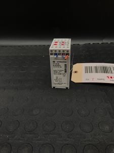 Schleicher SIM1001 230V Allis-Chalmers Monitoring Relay 0.1-" 15A USED