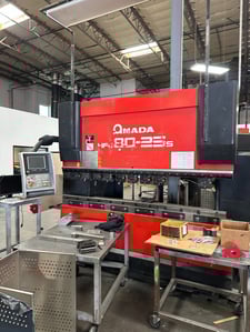 88 Ton, Amada #HFE-8025, CNC press brake, 8' overall, 83.6" between housing, 7.87"stroke, 15.74"throat
