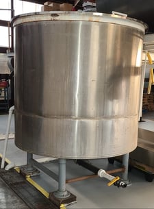 1150 gallon Lee, tank with Silverson Mixer 220 V., 3 phase, 3480 RPM