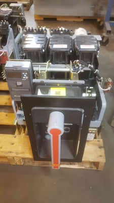 1600 Amps, General Electric, AKRU-10D-50, Fused low voltage circuit breaker, MicroVersaTrip PM, 3 pole, 2005