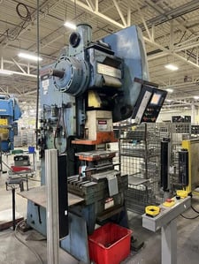 60 Ton, Niagara #M60, OBI flywheel press, 6" stroke, 19.25" Shut Height, 3.5"adj., 32" x21"bed, 100 SPM, air