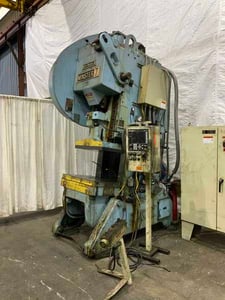 75 Ton, Minster #7-Die-Namic, OBI flywheel press, 4" stroke, 21" Shut Height, 3-1/2"slide adj., air clutch &