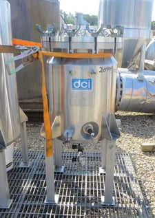 13 gallon DCI Inc., Stainless Steel Jacketed Pressure Vessel, Vertical, 45 psi Internal, 50 psi @ 302°F