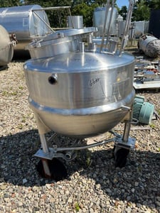 90 gallon Lee Industries, Inc., Stainless Steel Tank, Vertical, 32" diameter x 10" Straight Side, 16" Dome