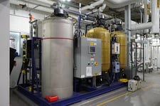 Evoqua Water Technologies, Water Softener System, w/(2) Holding Tanks & (1) Walker Stainless Steel Tank
