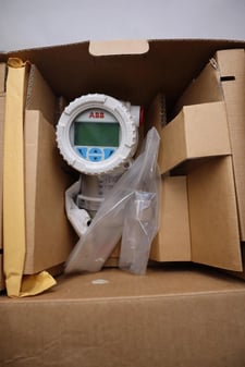 Nib abb 2600t 266hdhp2ma1e6l5m5n2 transmitter stock g78