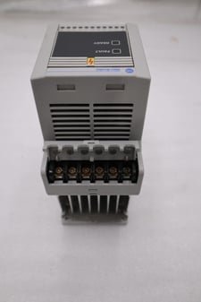 Allen-Bradley bradley 160-ba03nps1 ac 1hp 380-460v-ac 0-240hz drive #h1256