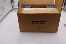 Allen-Bradley 2711-K6C15 /B PanelView 600 Color/Keypad/ControlNet STOCK 2348