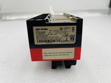Allen-Bradley 1791DS-IB8XOB8 Compact Block STOCK 603