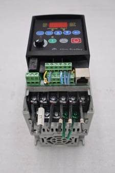 Allen-Bradley Bradley 22A-D2P3N104/A PowerFlex 4 AC Drive 480V 3Ph 1HP 2.3A STOCK H90A