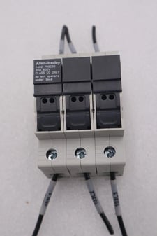Allen-bradley 1492-fb3c30 series b 30a 600v class cc fuse holder stock #k-579a