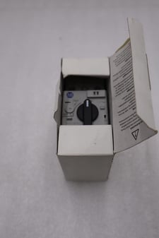 New Allen-Bradley bradley 140u-d6d2-b30 molded case circuit breaker d-frame stock h279a