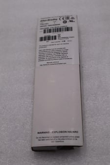 NEW Allen-Bradley Bradley 1734-TOP3 TERMINAL BASE ONE PIECE 12PT SCREW CLAMP STK L-234C