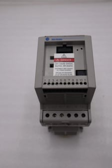 Allen-Bradley bradley 160-ba03nps1 ac 1hp 380-460v-ac 0-240hz drive never used #h384a