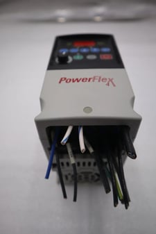 Allen-Bradley Bradley 22A-D2P3N104 /A PowerFlex 4 AC Drive 1HP 3Ph 480V STOCK 5780